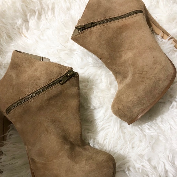 Steve Madden booties - Picture 1 of 5